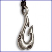 Zinn Anh�nger  Maori Fish Hook 