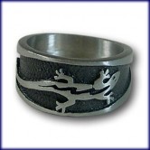 Ring aus Zinn  Gecko / Salamander  