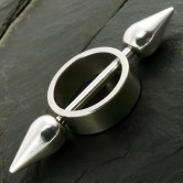 Brustpiercing aus Titan  Spike 